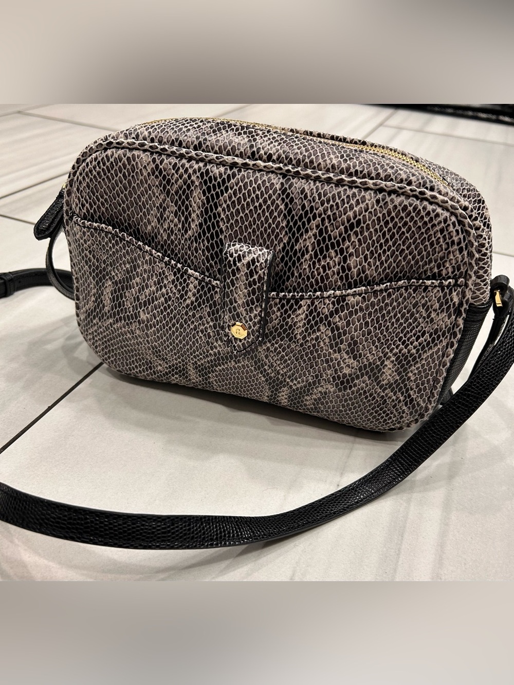 G.I.L.I. Leather Crossbody Bag Snake Print Camera Bag Purse Never Used